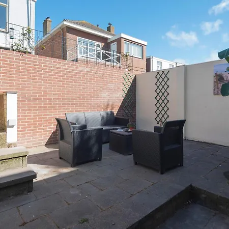 Garden House Harry ザントフォールト