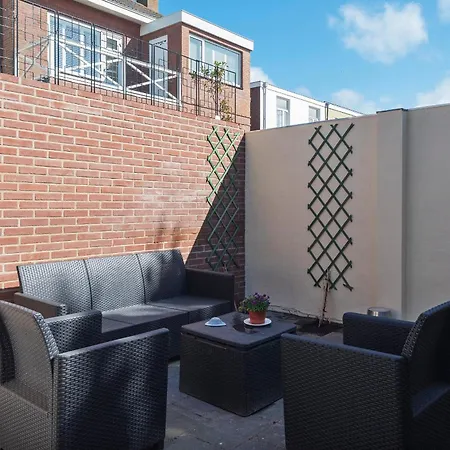 Garden House Harry Holiday home Zandvoort