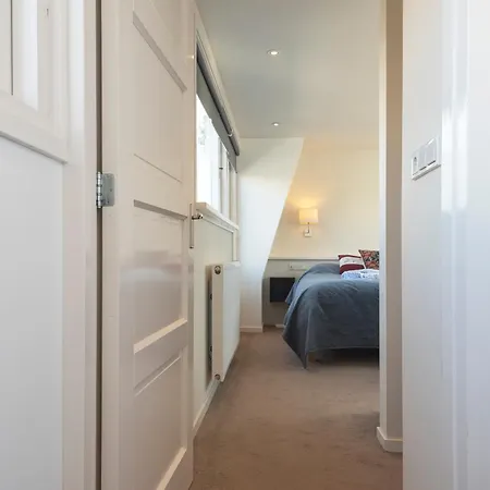 Garden House Harry *