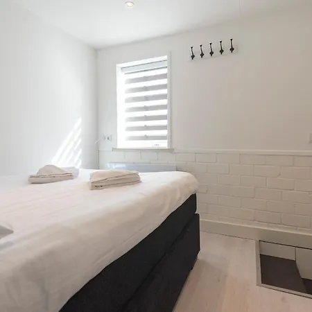 Vakantiehuis Garden House Harry *