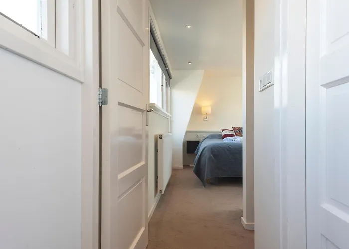 Garden House Harry *