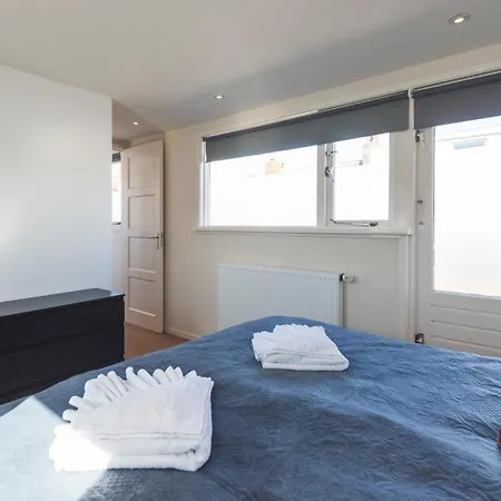 Garden House Harry ザントフォールト